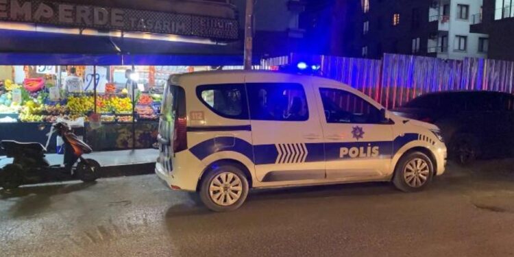 Bahçelievler’de silahlı saldırıda 3 kişi yaralandı