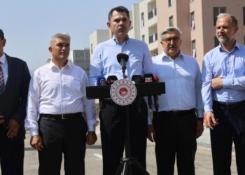 Bakan Kurum: Günde 550 konut yapıyoruz! Her 3 depremzededen 2’si evlerine kavuştu…