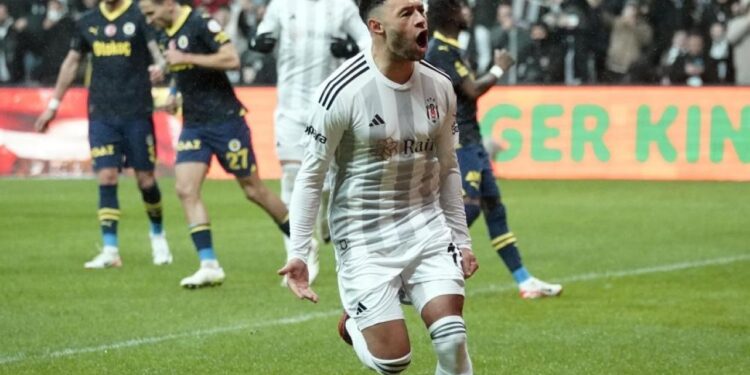 Beşiktaş-Fenerbahçe derbilerine yabancılar damga vuruyor