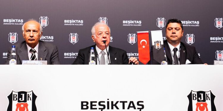 Beşiktaş’ta genel kurul başladı! Hasan Arat için oy kullanılacak
