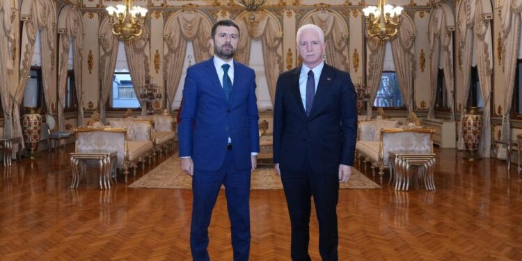 BİK Genel Müdürü Abdulkadir Çay’dan İstanbul Valisi Gül’e ziyaret