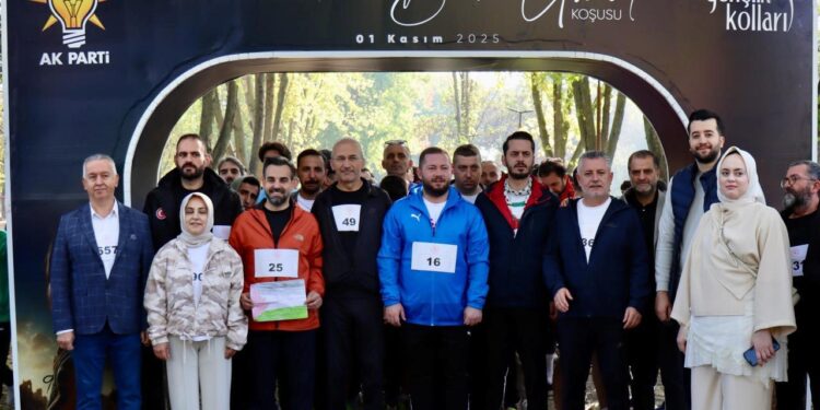 Bursa’da Gazze’ye destek için “Bir Adım, Bin Umut” koşusu düzenlendi