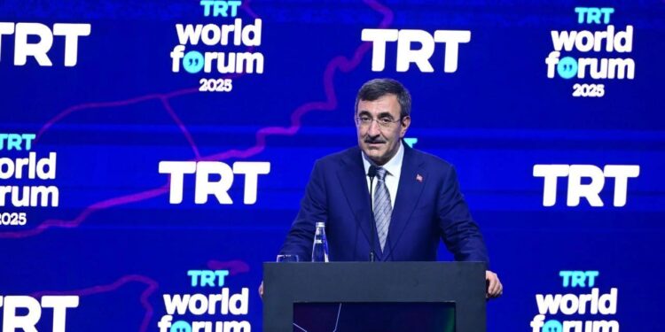 Cevdet Yılmaz: Türkiye artık izleyen değil, izlenen bir ülke haline geldi