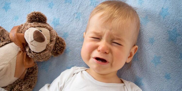 Çocuğunuzun kasığında şişlik varsa dikkat! Acil ameliyet gerekebilir