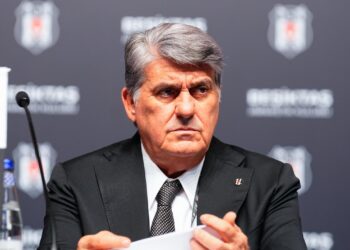 Derbi mağlubiyeti sonrası Serdal Adalı’dan acil toplantı kararı