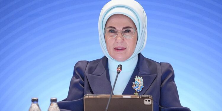 Emine Erdoğan: Geri dönüşüm uygulamalarının yaygınlaştığı döngüsel şehirler kurabiliriz