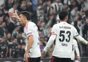 Emirhan Topçu cezalı duruma düştü