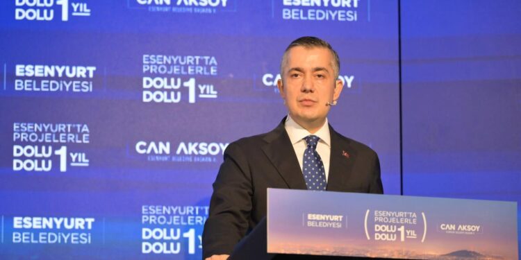 “Esenyurt’ta Projelerle Dolu Dolu 1 Yıl” programında hayata geçirilen projeler anlatıldı