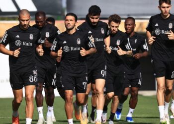 Eski Beşiktaşlıdan Arat yönetimine tepki: Beni nazikçe bir kenara koydular