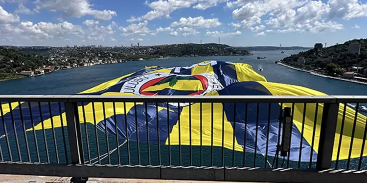 Fenerbahçe Beko kadrosuna Chris Silva’yı ekledi