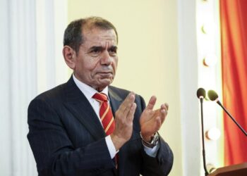Galatasaray Başkanı Dursun Özbek: ‘Ajax önemli bir eşik’