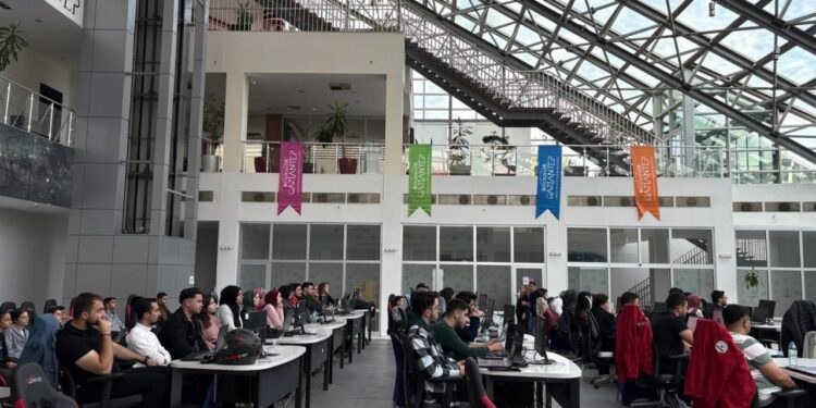 Gaziantep Büyükşehir’den yerli dijital atölyeye ilk katkı!