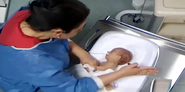 Bebeğe zarar veren hemşirenin talebi hakimden dönüt aldı