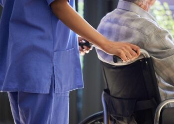 İngiltere’de hemşirelere ırkçı saldırılar yüzde 55 arttı!