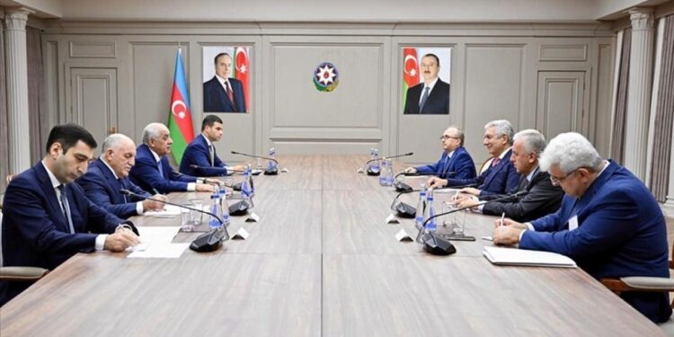 İSO Meclisi’nin Bakü ziyaretinde 200’e yakın ikili iş görüşmesi gerçekleştirildi