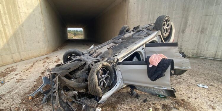 İstanbul-İzmir Otoyolu’nda feci kaza! Biri ağır, 4 kişi yaralı