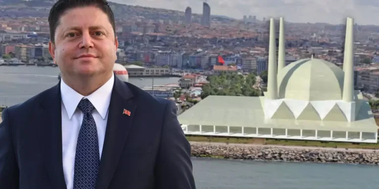 Kadıköy Belediye Başkanı Sahil Cami Projesine Karşı