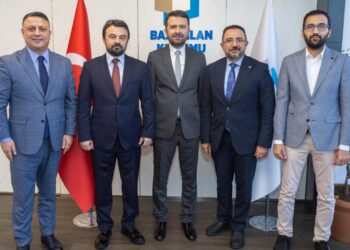 Kanal7 Medya Grubu’ndan BİK Genel Müdürü Abdulkadir Çay’a hayırlı olsun ziyareti