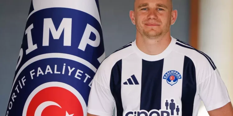 Kasımpaşa’da Attila Szalai ile yollar ayrıldı