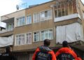 Kayseri’de hareketli anlar: Yıkılma tehlikesi olan bina boşaltıldı!