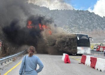 Konya’da facia: Yolcu otobüsü alev aldı