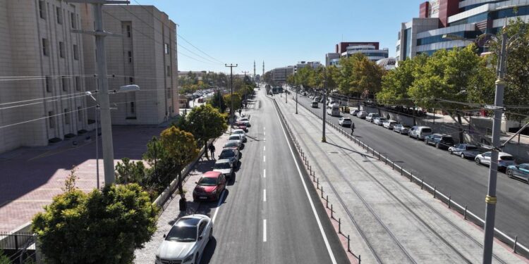 Konya’da Şehit Burak Aydoğan Caddesi asfaltlanarak trafiğe açıldı