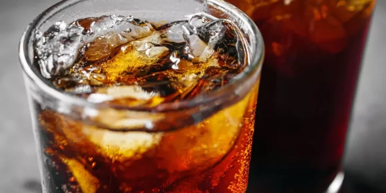 Gazlı içeceklere idrar karıştıran şüpheli yakalandı