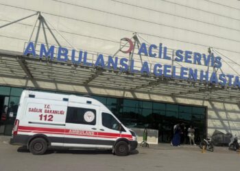 Mersin’de okulda gıda zehirlenmesi: 26 çocuk hastanelik oldu