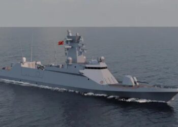 Milli Hücumbot’un ilk bloku kızağa alındı