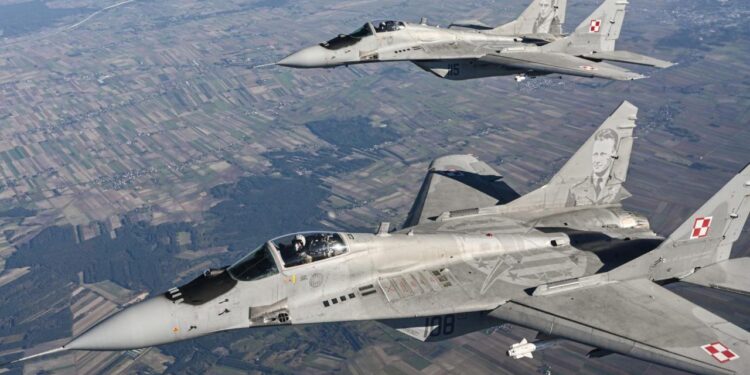 NATO ülkesinden Rus savaş uçaklarına engelleme! Peş peşe havalandılar