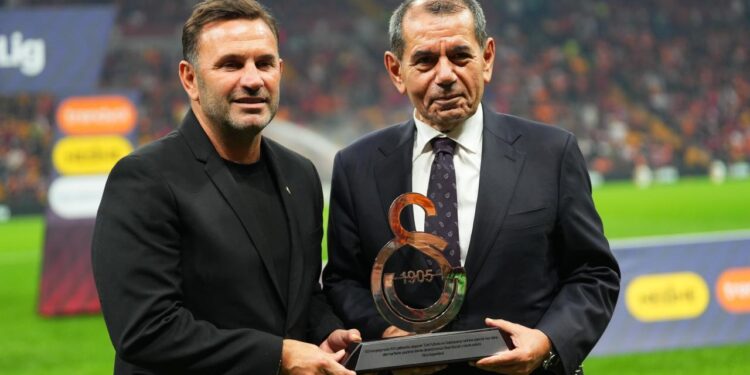 Okan Buruk’a maç öncesi sürpriz ödül!