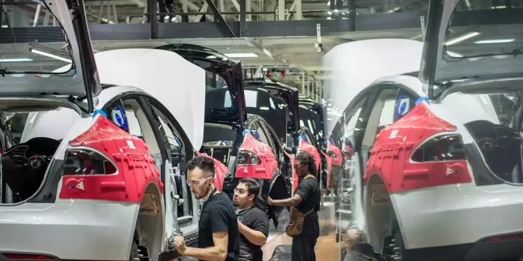 Otomotivde şok karar: Amiral gemisi iki model satıştan kalktı