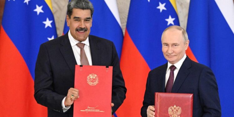 Putin, Venezuela ile imzalanan anlaşmayı onayladı