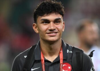 Sakatlık sonrası gözyaşlarını tutamamıştı! Can Uzun’dan kötü haber