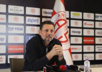 Süper Lig ekibinde ‘Ajan’ krizi! Hoca resmen açıkladı