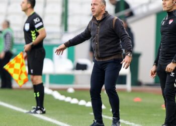 Süper Lig’de bir hoca vedası daha resmileşti!