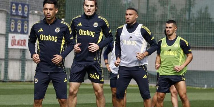 Tedesco’dan Beşiktaş derbisi öncesi İrfan Can Kahveci ve Cenk Tosun kararı