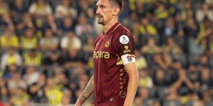 Trabzonsporlu yıldıza Uğurcan Çakır baskısı