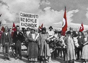 Türkiye Cumhuriyeti 102 yaşında