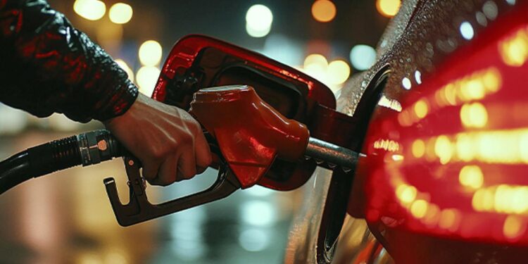 Türkiye’de 600 şubesi vardı: Petrol devi satışa çıkarıyor