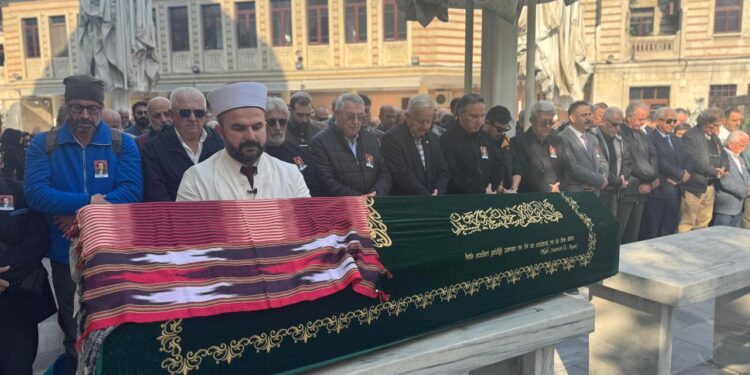 Usta sanatçı Süheyla Altmışdört son yolculuğuna uğurlandı