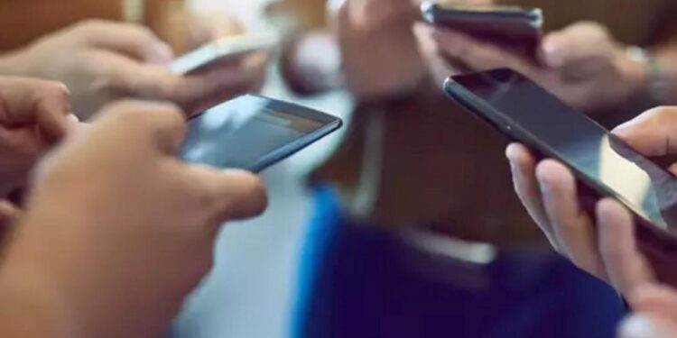 Yeni hat sahipleri dikkat! 1 Ocak’tan itibaren 715 TL alınacak