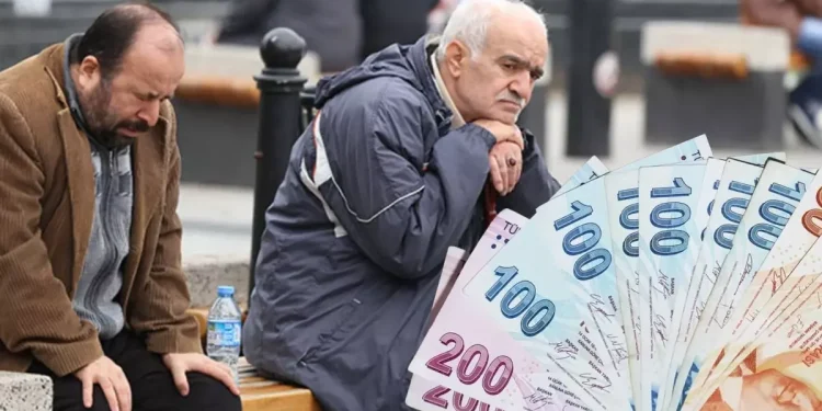 Uzman Uyardı: 100 Bin Kişinin Emekliliği İptal Edildi