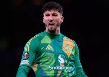 Beşiktaş, Altay Bayındır ile anlaşmaya vardı