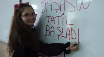 Bakan Tekin ara tatil konusunda şaşırtan açıklama yaptı