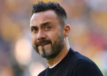 Como, Napoli’yi Penaltılarla Devirdi ve Yarı Finale Yükseldi