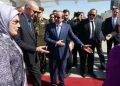 Erdoğan Mısır’a gitti, Sisi resmi törenle karşıladı