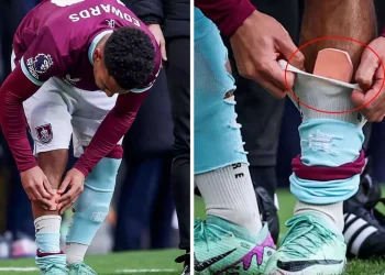 Maça Damga Vuran O Kare Herkesin Dikkatini Çekti