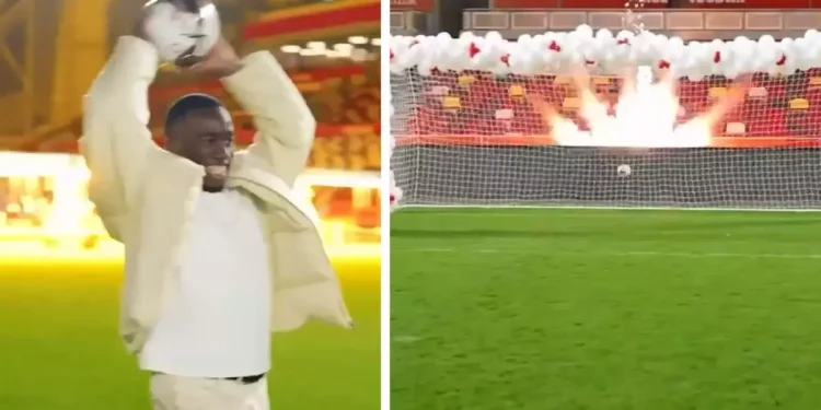 Taç atışlarıyla bilinen Kayode’den bebek sürprizi