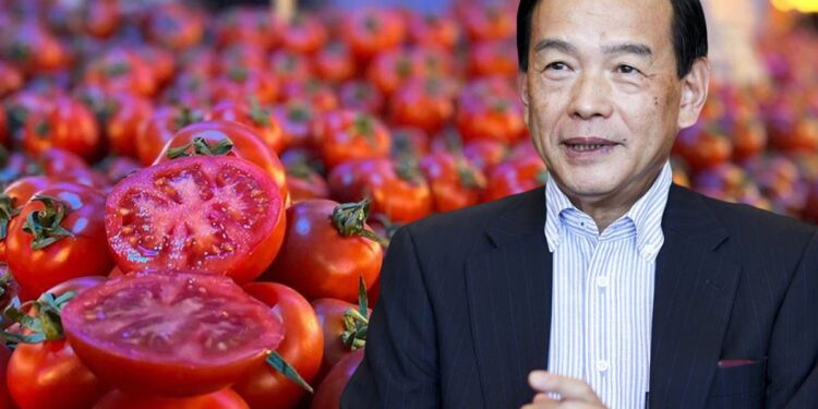 2 Trilyon Doları Yönetti, Şimdi Domates Satıyor